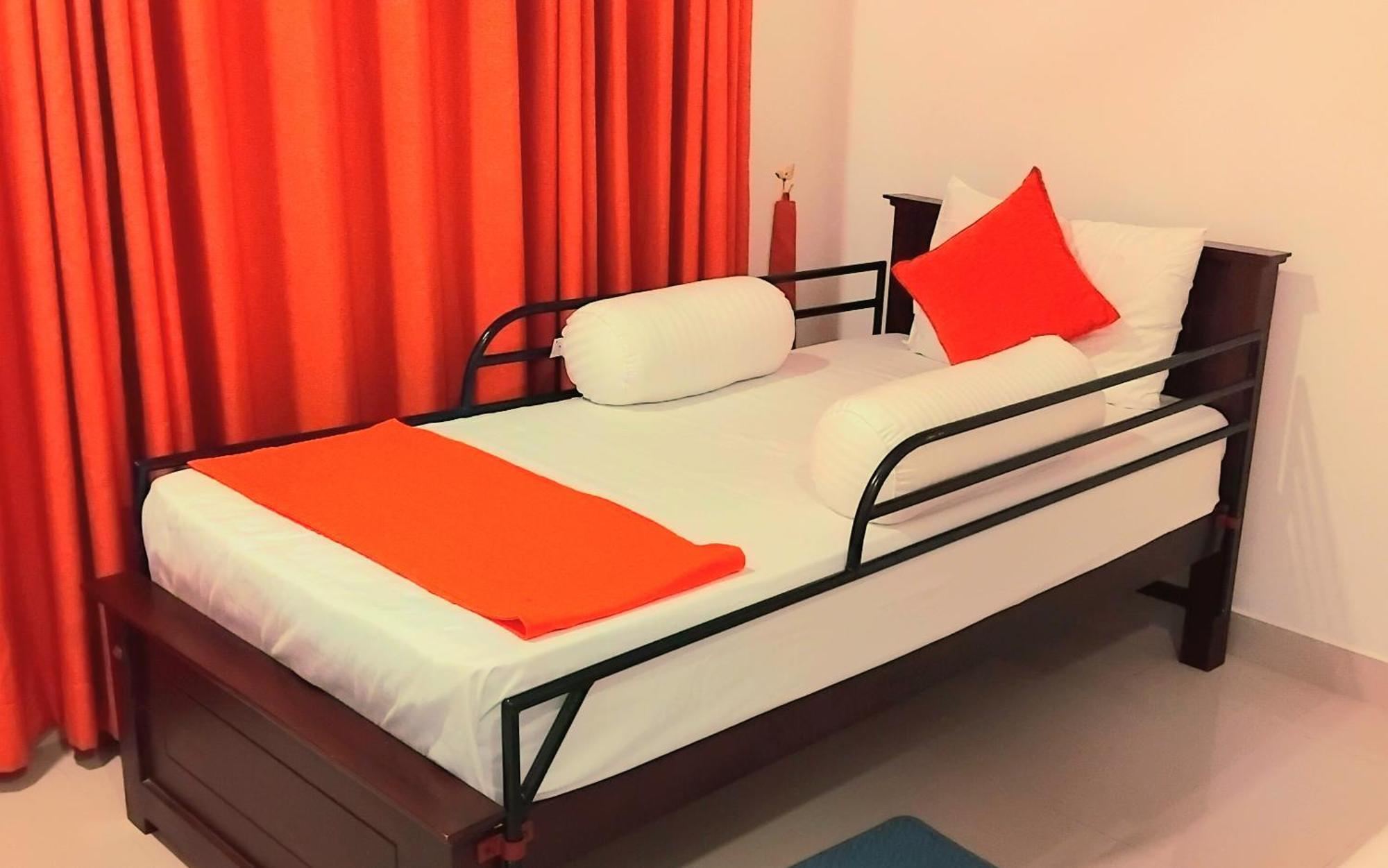 Regent Residencies - Colombo Apartment Bagian luar foto